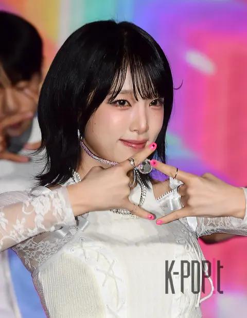 Choi Ye-na — Showcase