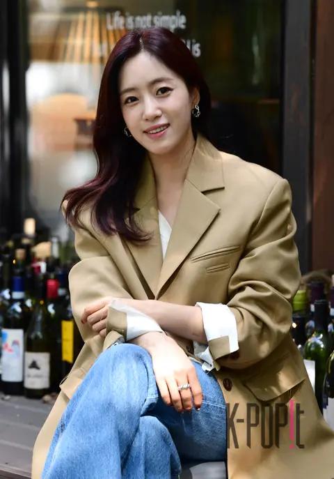 Ham Eun-jung — Interview