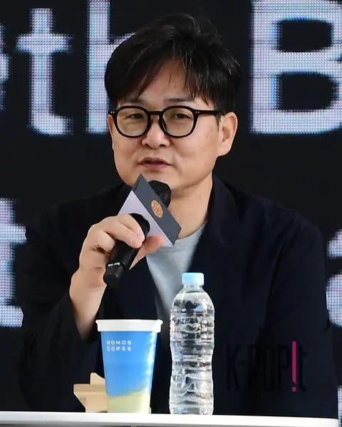 Director Kim Sung-je — Busan Film Festival Opening Toga