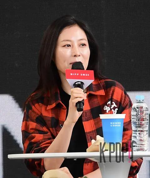 Moon So-ri — Busan Film Festival Opening Toga