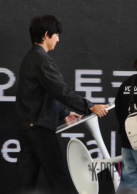 Song Joong-ki — Busan Film Festival Opening Toga