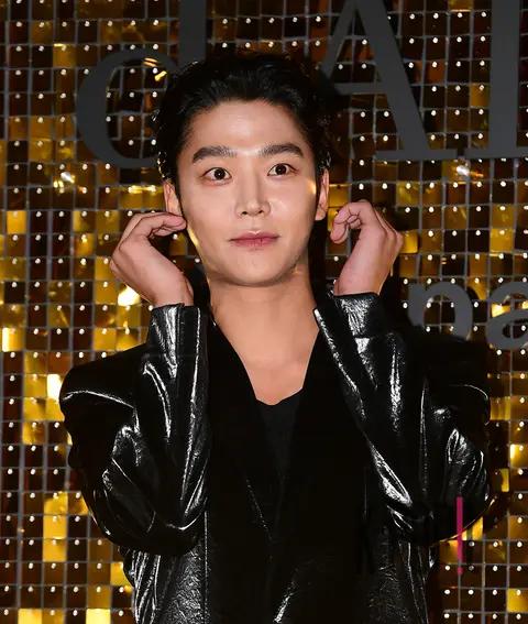Rowoon — Launch