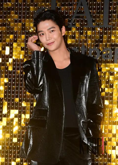 Rowoon — Launch