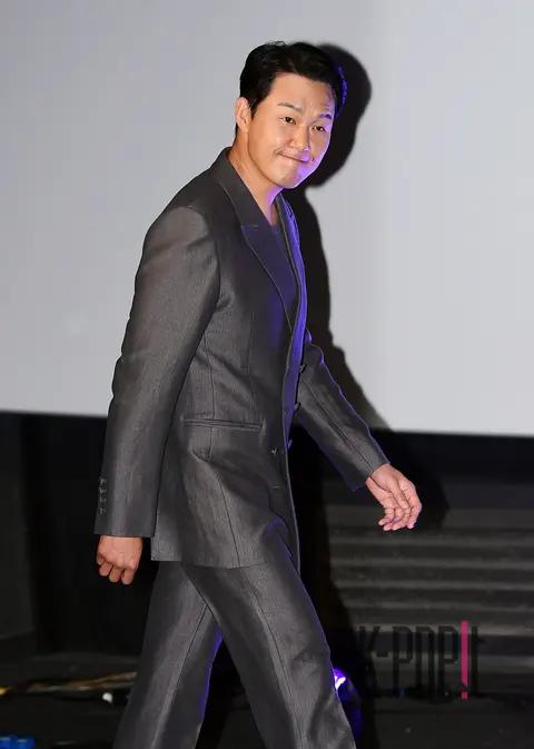 Park Sung-woong — Production Briefing