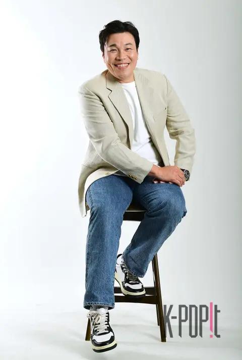 Shin Seung-hwan — Interview