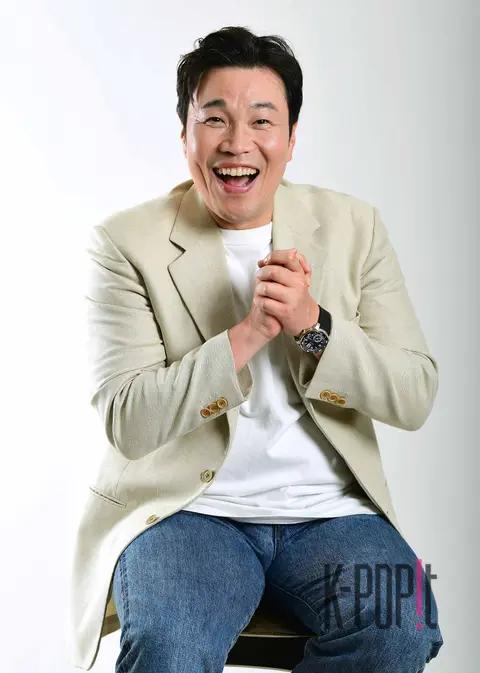 Shin Seung-hwan — Interview