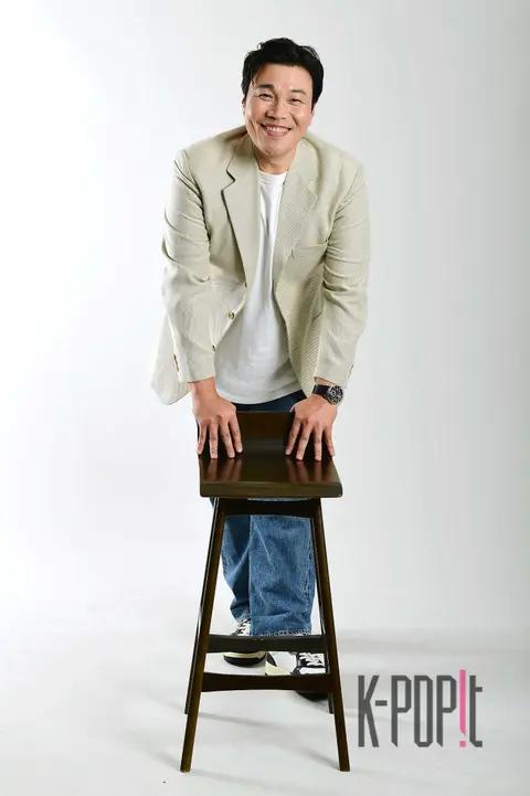 Shin Seung-hwan — Interview