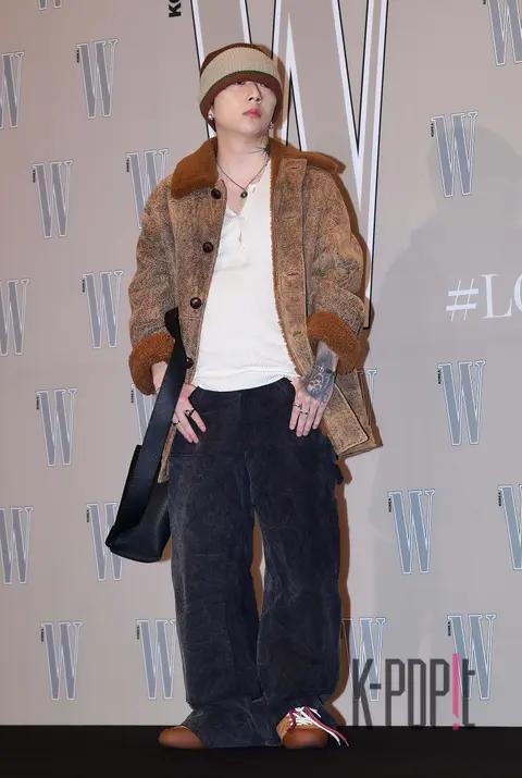 Woo Won-jae — Breast Cancer Campaign