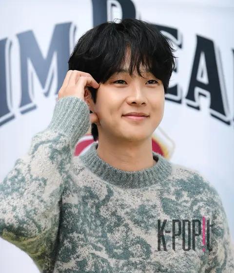 Choi Woo-shik — Launch