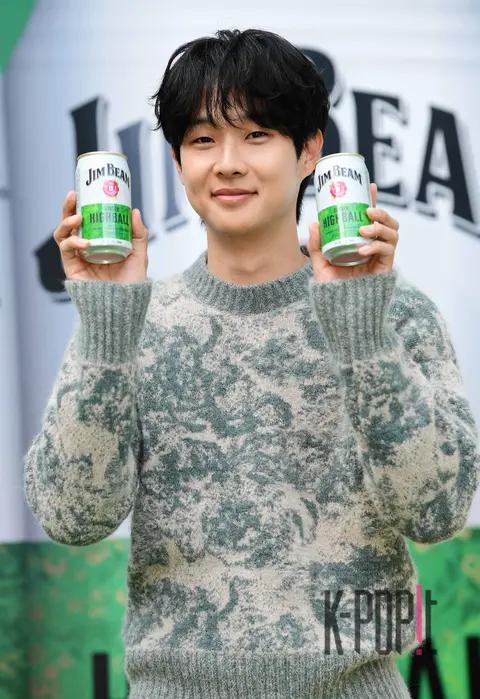 Choi Woo-shik — Launch