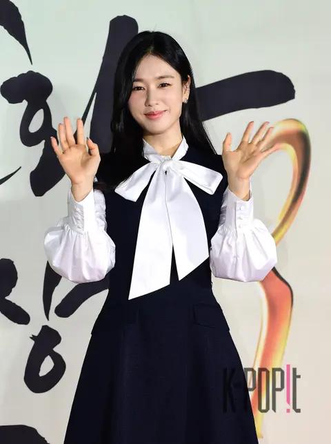 An Eun-jin — Korea Popular Culture and Arts Awards Red Carpet