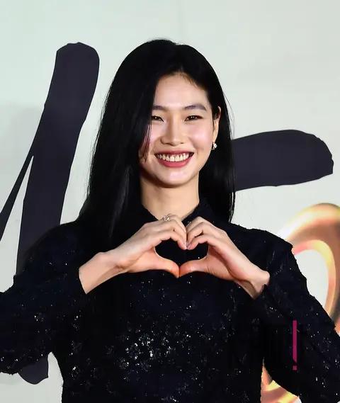 Jung Ho-yeon — Korea Popular Culture and Arts Awards Red Carpet