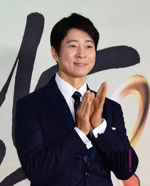 Choi Soo-jong — Korea Popular Culture and Arts Awards Red Carpet