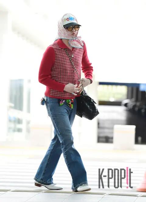 G-Dragon — Airport