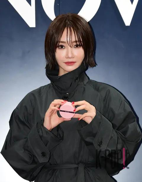 Ko Jun-hee — Launch