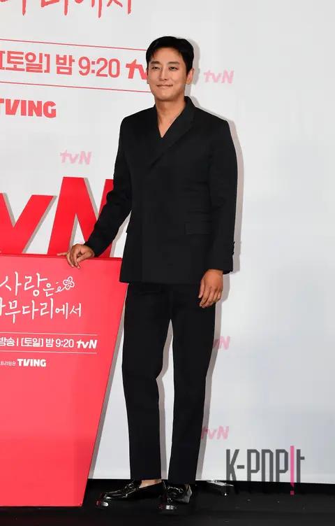 Joo Ji-hoon — Love on a Single Plank Bridge Production Briefing