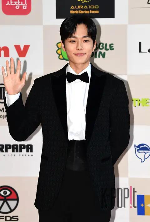 Yoo Seon-ho — Golden Photography Awards Red Carpet