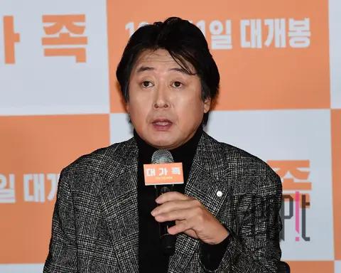 Kim Yun-seok — The Outlaws Press Screening