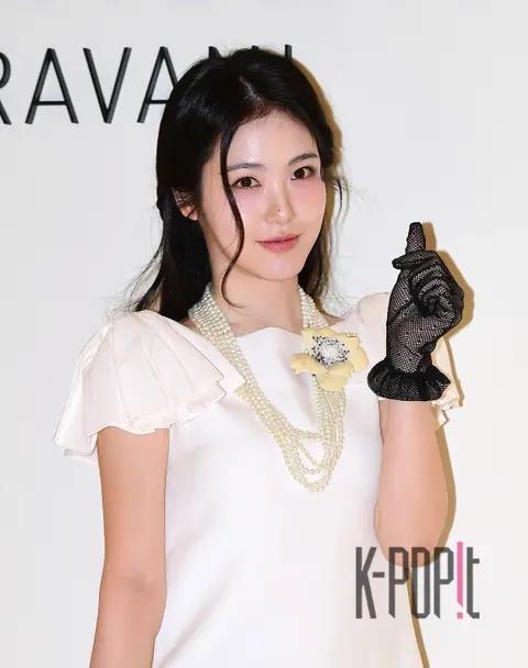 Shin Ye-eun — Launch