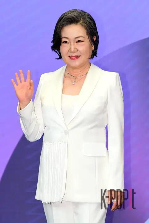 Kim Hae-sook — Suspicious Lady Production Briefing