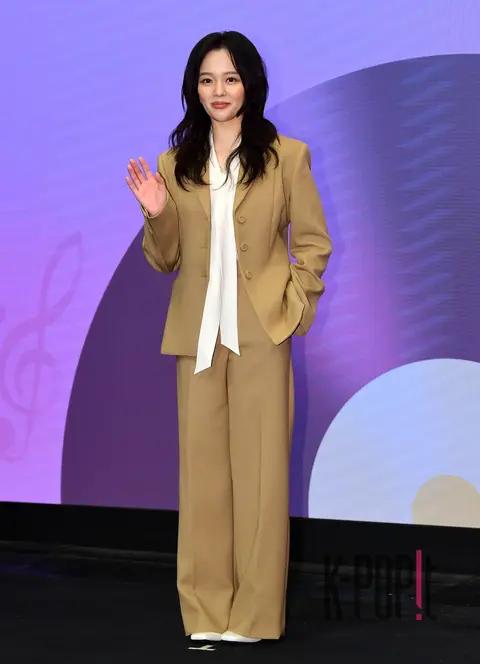 Jung Ji-so — Suspicious Lady Production Briefing