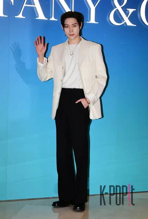 Kim Young-dae — Launch