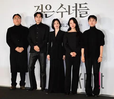 Director Kwon Hyuk-jae, Song Hye-kyo, Jeon Yeo-bin, Lee Jin-wook, Moon Woo-jin — Black Nuns Production Briefing