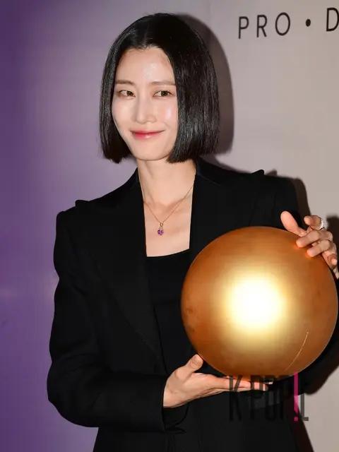 Lee Hyun-yi — Launch