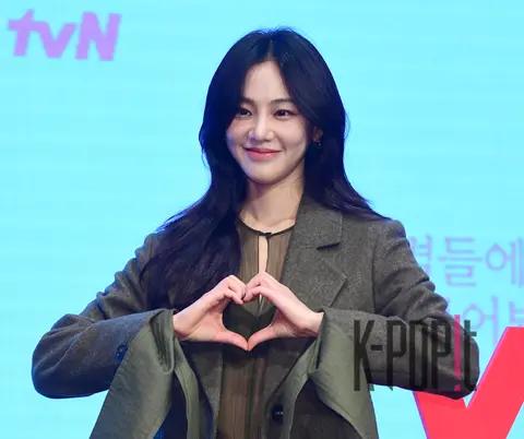 Han Ji-eun — Ask the Stars Production Briefing