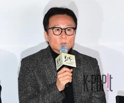 Kim Jong-soo — Bogotá Press Screening