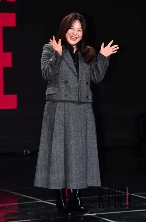 Lee Young-hyun — Showcase