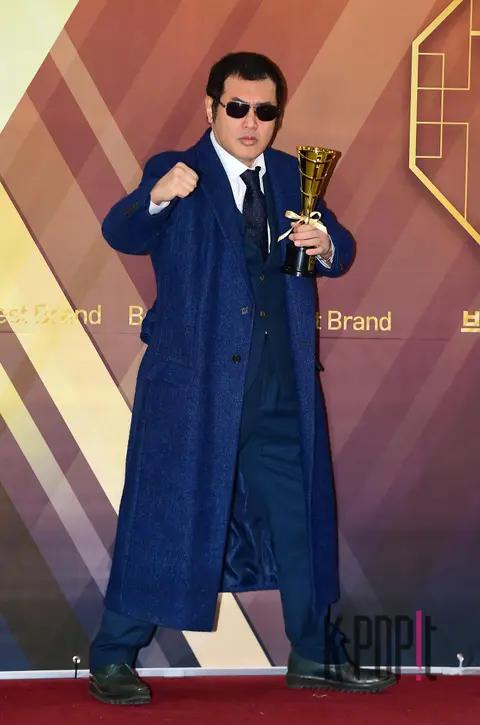 Kim Bo-sung — Hallyu Entertainment Awards