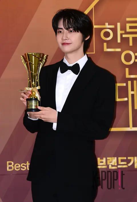 Lee Jin-hyuk — Hallyu Entertainment Awards