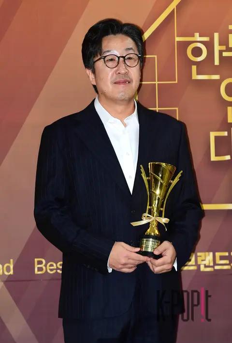 Hyun Bong-sik — Hallyu Entertainment Awards