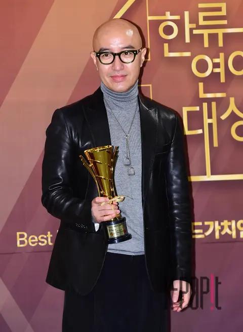 Hong Suk-cheon — Hallyu Entertainment Awards