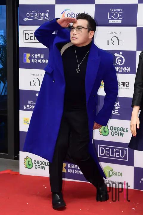 Ding Dong — 10 People Who Illuminated Korea Awards