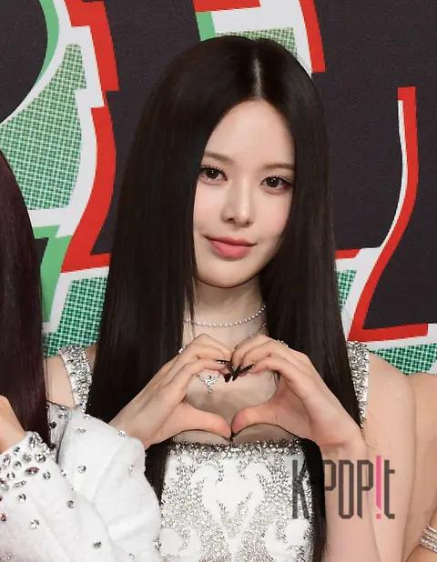 Izuna Bang Ji-min — SBS Gayo Daejeon