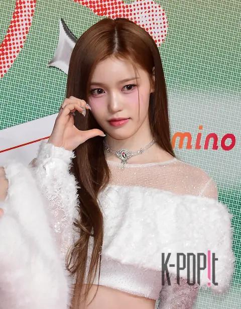 Izuna Jeong Sae-bi — SBS Gayo Daejeon