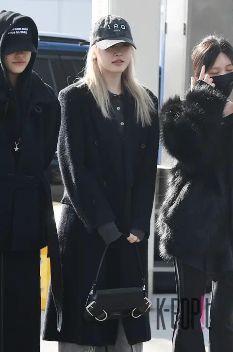 Liz (IVE) — Airport