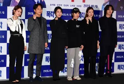 Director Hyeon Hae-ri, Ahn Woo-yeon, Min Sung-wook, So Hee-jung, Cha Jung-won, Oh Jung-yeon — Crash Press Screening — 2025-01-06