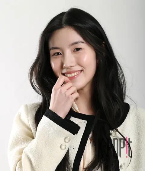 Park Shi-yeon — Interview