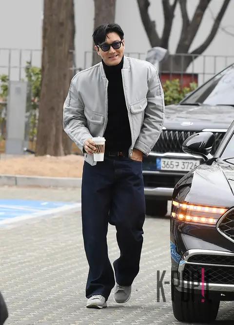 Choi Siwon — Arrival