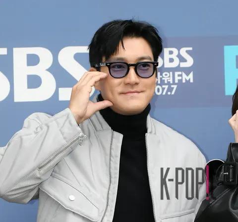Choi Siwon — Arrival