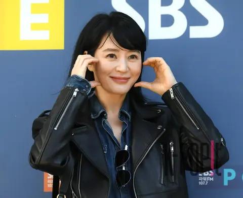 Kim Hye-soo — Arrival