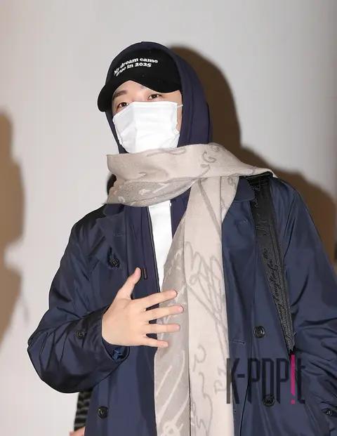 Lee Junho — Airport