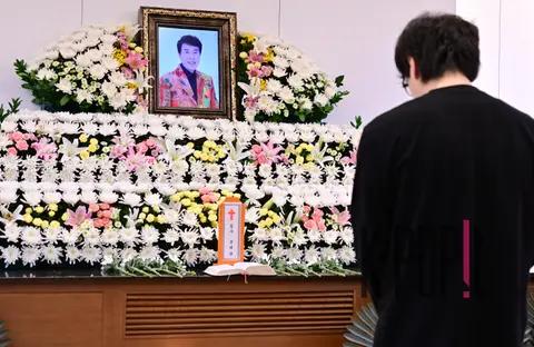 Song Dae-gwan — Funeral