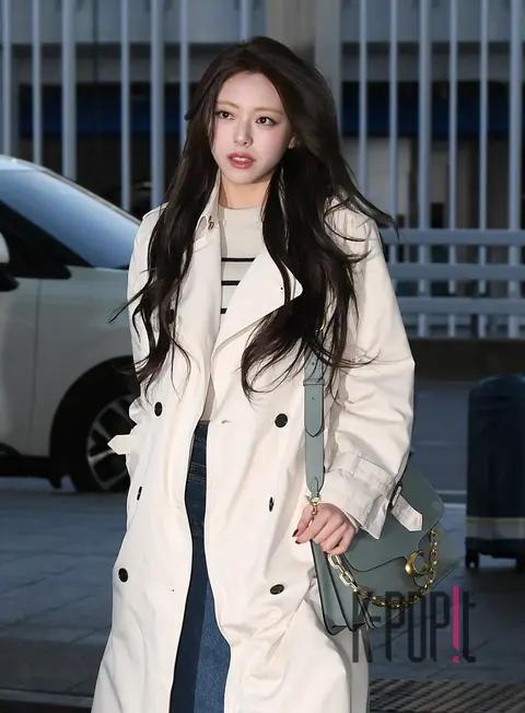 YUNA (ITZY) — Airport