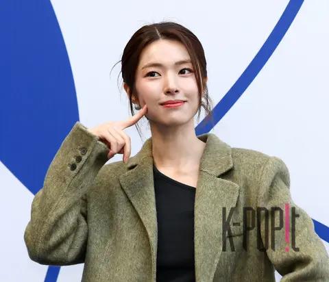 Ha-young — Seoul Fashion Week