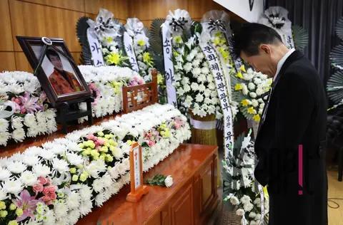 Tae Jin-ah — Song Dae-gwan Funeral