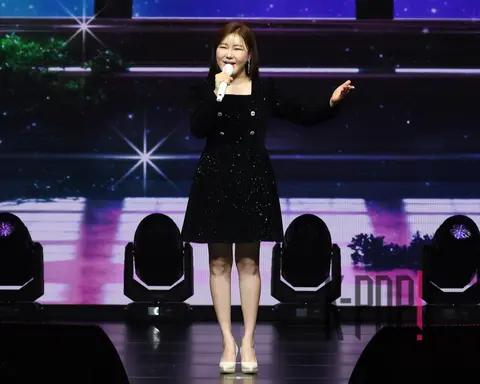 Song Ga-in — Showcase